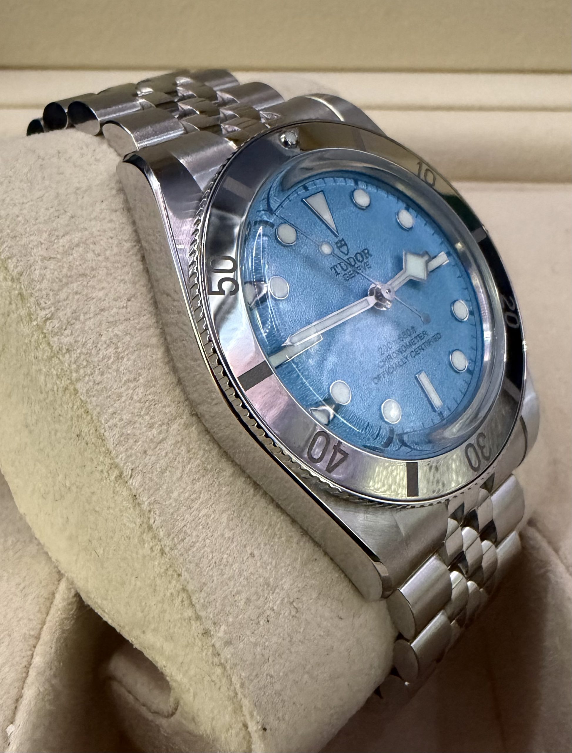 Tudor Black Bay 54 - Réf 79000 – Image 4